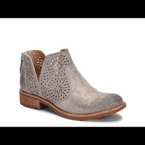 NIB! sofft // barrosa ankle boots size 6